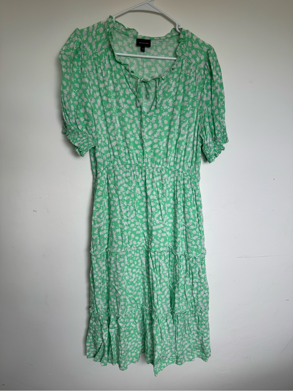 Who What Wear Mint Green Floral Tie-Neck Midi Dress